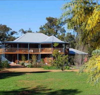 Riverwood Retreat - Accommodation Redcliffe