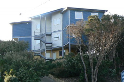Sandy Point Beach Escape - Accommodation Redcliffe 0
