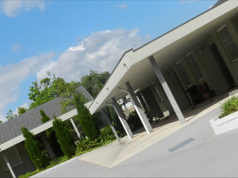 Shangri La Gardens Motel And Function Centre - Accommodation Redcliffe 4