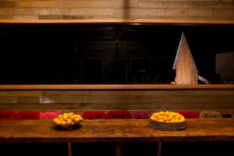 Spring Spur Stay - Accommodation Redcliffe 4