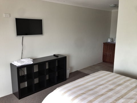 28 Albion Street - Accommodation Redcliffe 1