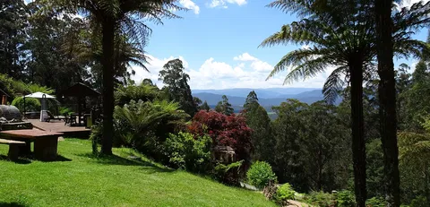 Eagles Nest Luxury Mountain Retreat - Accommodation Redcliffe 0