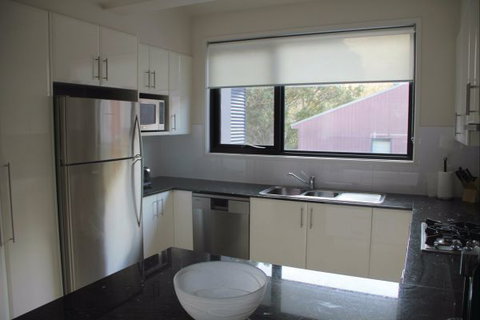 Angala Apartment - Accommodation Redcliffe 5