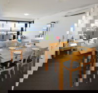 Apartments G60 Gladstone managed by Metro Hotels - Accommodation Redcliffe