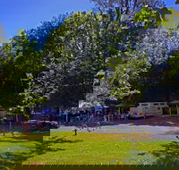 Ardern's Caravan Park Myrtleford - Accommodation Redcliffe