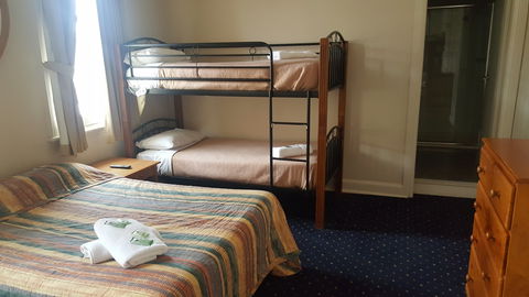 Gardners Inn Hotel Blackheath - Accommodation Redcliffe 7
