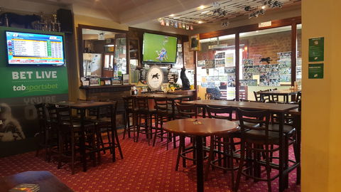 Gardners Inn Hotel Blackheath - Accommodation Redcliffe 8