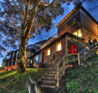 Golden Eagle 2 - Accommodation Redcliffe
