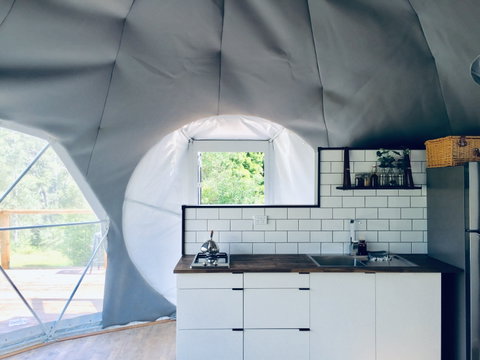 Nature Domes - Accommodation Redcliffe 2