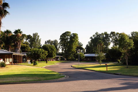 RACV Cobram Resort - Accommodation Redcliffe 2