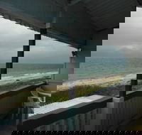 Rose's Beach House - Accommodation Redcliffe