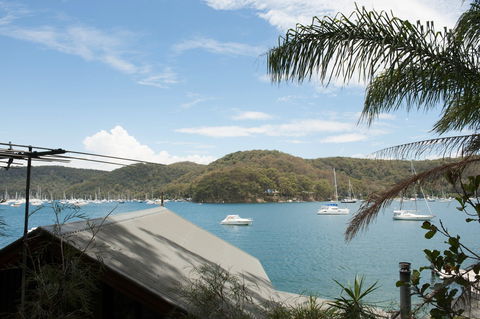 Scotland Island Retreat - Accommodation Redcliffe 1