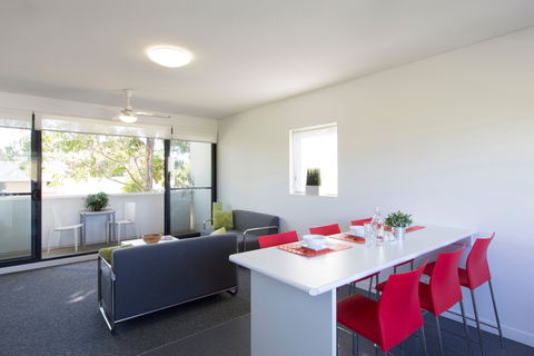 Western Sydney University Village Campbelltown - Accommodation Redcliffe 1
