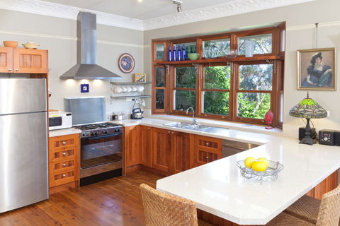 Blue Peace: Blue Mountains Home - Accommodation Redcliffe 2