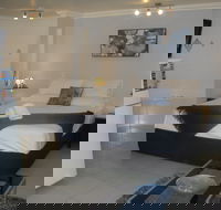 Charm City Motel - Accommodation Redcliffe