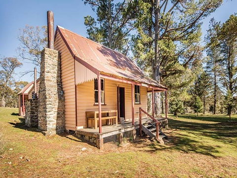 Daffodil Cottage - Accommodation Redcliffe 2
