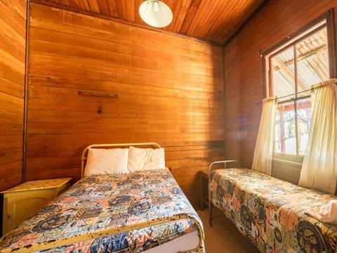 Daffodil Cottage - Accommodation Redcliffe 6