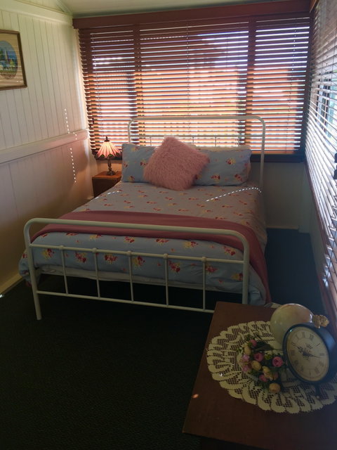 Dillons Cottage Stanthorpe - Accommodation Redcliffe 5