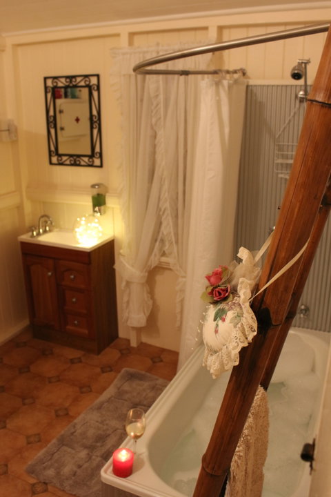 Dillons Cottage Stanthorpe - Accommodation Redcliffe 7