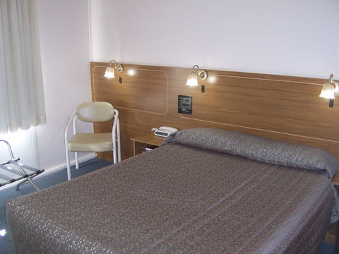 Garden Motor Inn (Golden Chain) - Accommodation Redcliffe 2