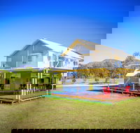 Hunter Olive House - Accommodation Redcliffe
