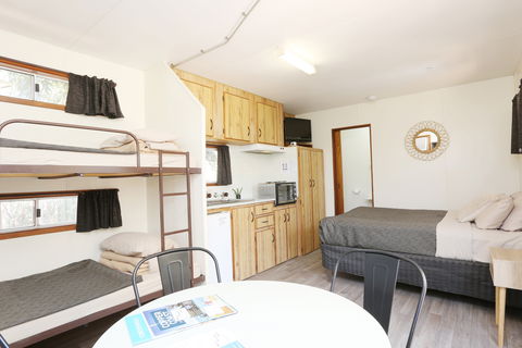 Moonta Bay Accommodation - Accommodation Redcliffe 6