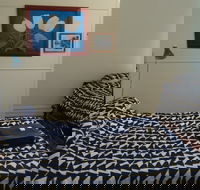Ned's Studio Apartment - Accommodation Redcliffe
