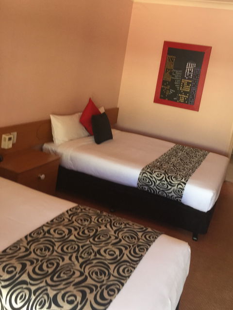 Philadelphia Motor Inn - Accommodation Redcliffe 8