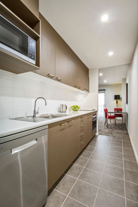 Quest  Liverpool - Accommodation Redcliffe 1