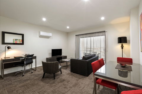 Quest  Liverpool - Accommodation Redcliffe 4