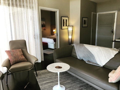 StoneTryst Spa Villas - Accommodation Redcliffe 3