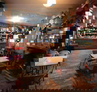 Victoria Hotel Moonan Flat - Accommodation Redcliffe