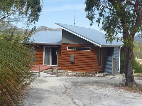 Yakkalla Holiday Cottage - Accommodation Redcliffe 2