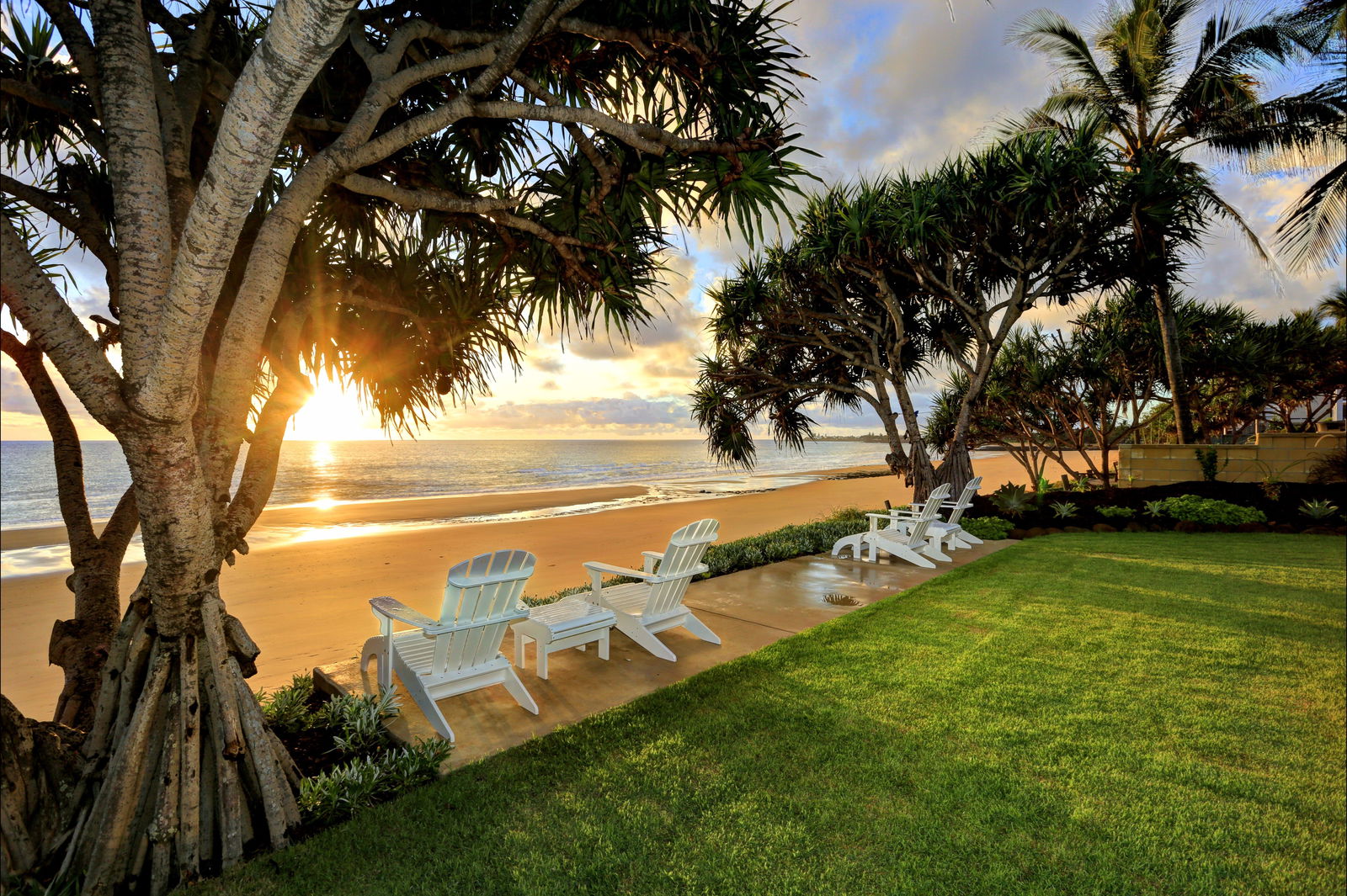 Walkervale QLD Accommodation Redcliffe
