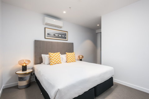 Arise Sky One - Accommodation Redcliffe 2