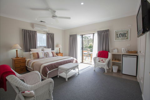 Batemans Bay Manor - Accommodation Redcliffe 0