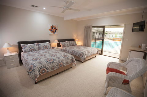 Batemans Bay Manor - Accommodation Redcliffe 2