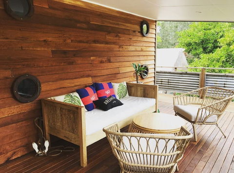 Boogie Woogie Beach House - Accommodation Redcliffe 0