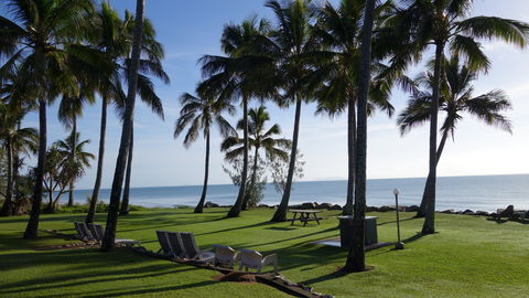 Comfort Resort Blue Pacific - Accommodation Redcliffe 2