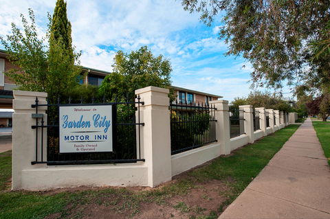 Garden City Motor Inn - Accommodation Redcliffe 0