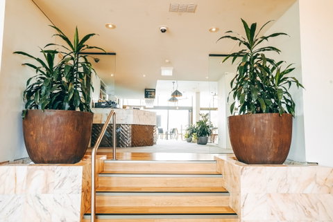 Mercure Hotel Charlestown - Accommodation Redcliffe 1