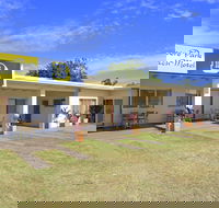 Moore Park Beach Motel - Accommodation Redcliffe