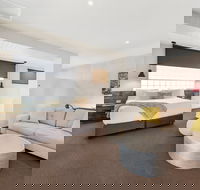 Moonlight Bay Apartments - Accommodation Redcliffe