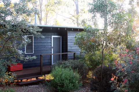 Redrock On Booie - Accommodation Redcliffe 2