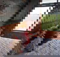 Riverside Farm Retreat B and B - Accommodation Redcliffe