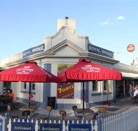 Royal Bridge Hotel Barham