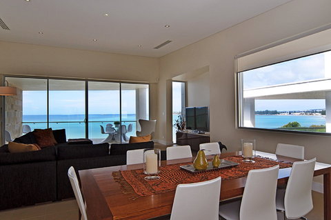 Absolute - Hayward Court, Victor Harbor - Accommodation Redcliffe 1