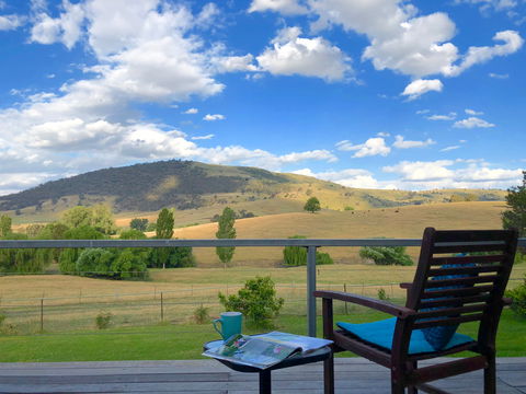 Adelong Valley Farm Stays - Moorallie Cottage - Accommodation Redcliffe 0