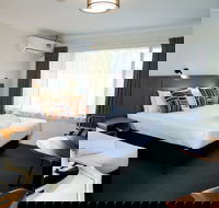 Batemans Bay Hotel - Accommodation Redcliffe