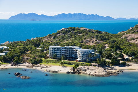 Coral Cove Apartments - Accommodation Redcliffe 0